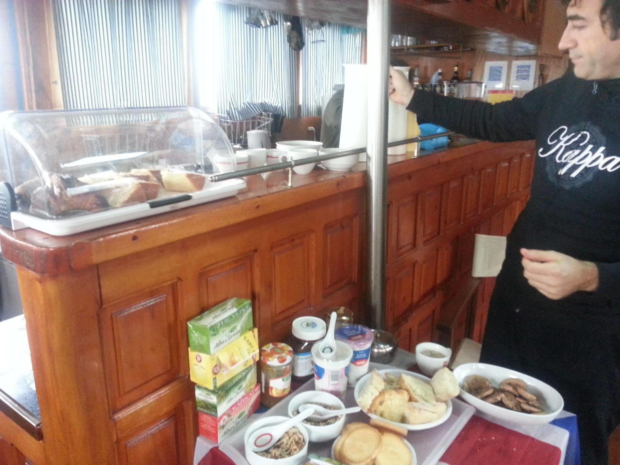 Venezia Boat & Breakfast Caicco Freedom Hotel Luaran gambar