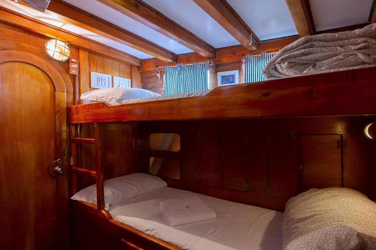 Venezia Boat & Breakfast Caicco Freedom Hotel Luaran gambar