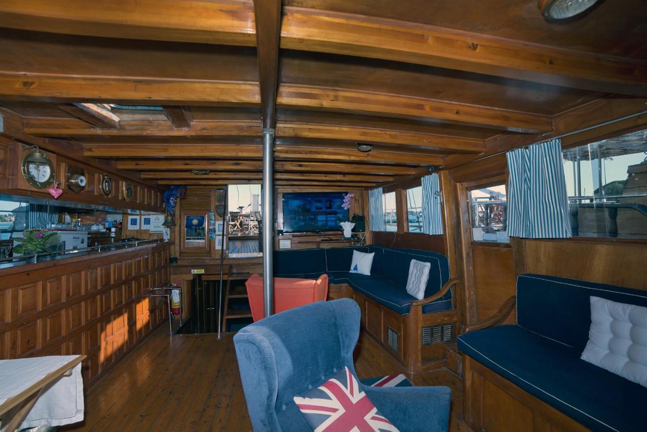 Venezia Boat & Breakfast Caicco Freedom Hotel Luaran gambar