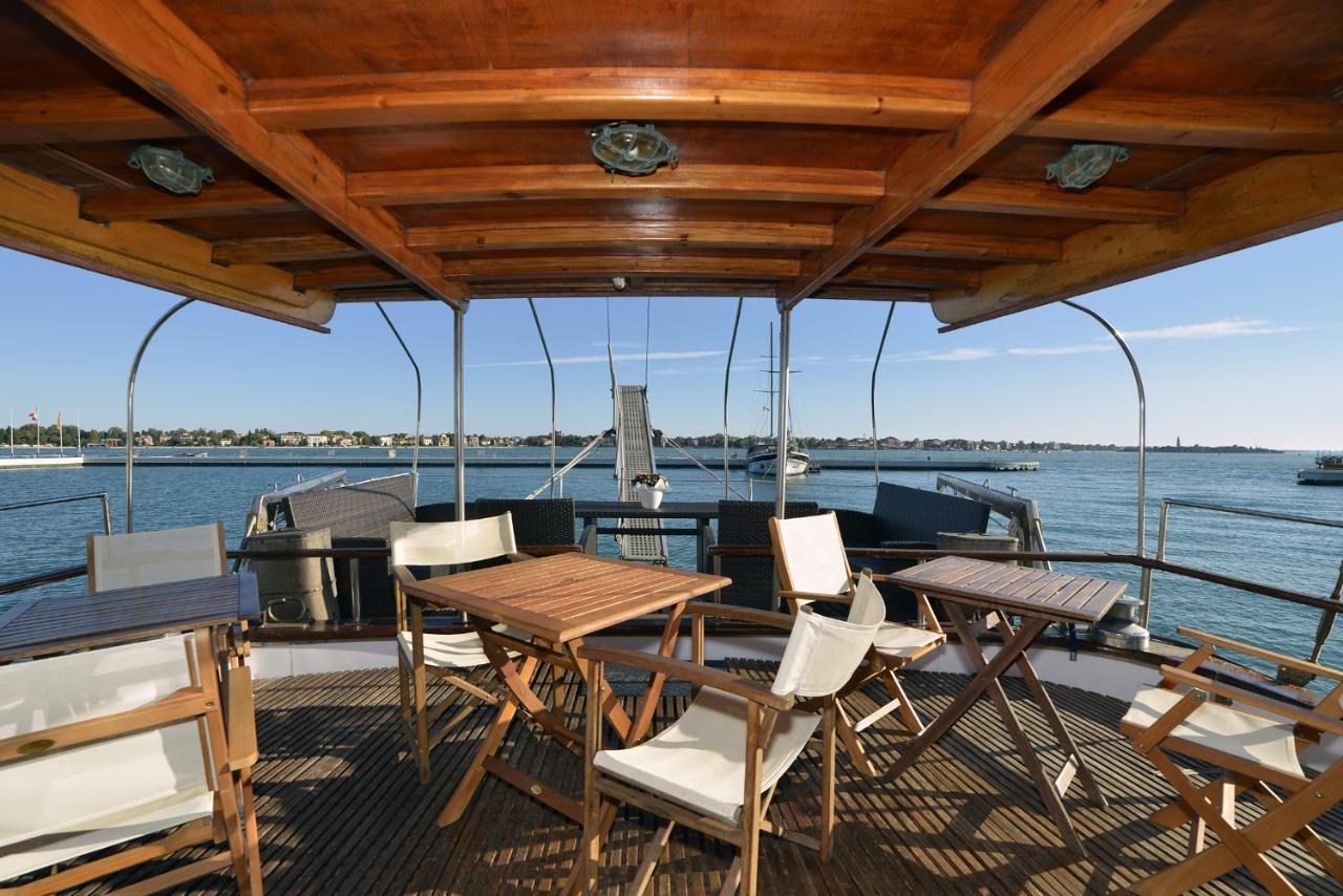 Venezia Boat & Breakfast Caicco Freedom Hotel Luaran gambar